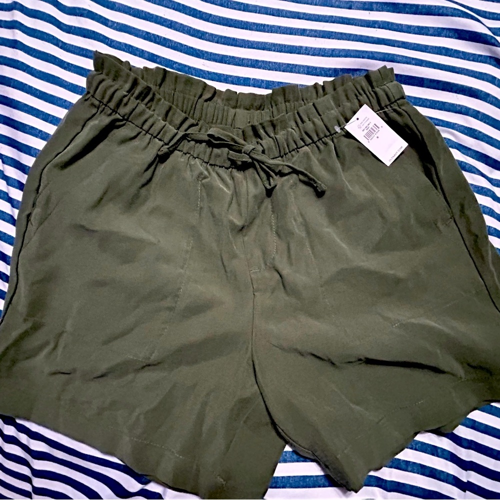 Old Navy soft linen drawstring shorts